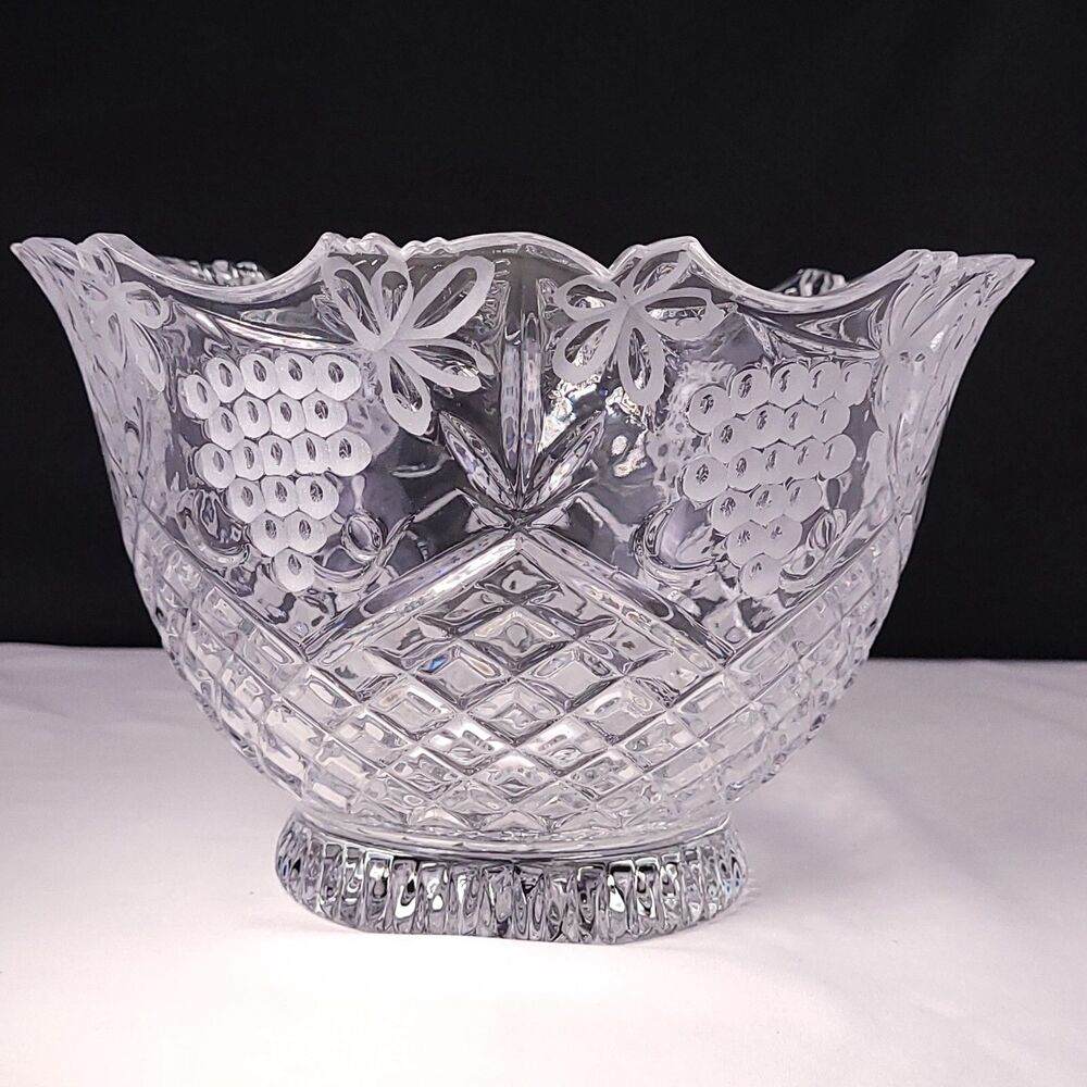 Serving Bowl Cut Glass Crystal grape design 9x6